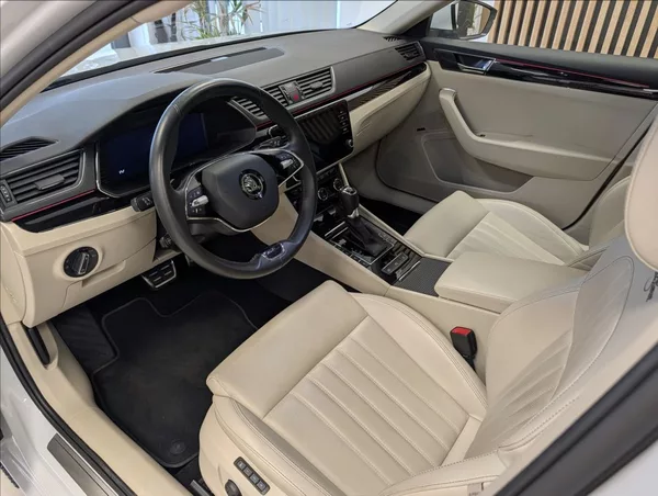 Škoda Superb iV L&K - foto 7