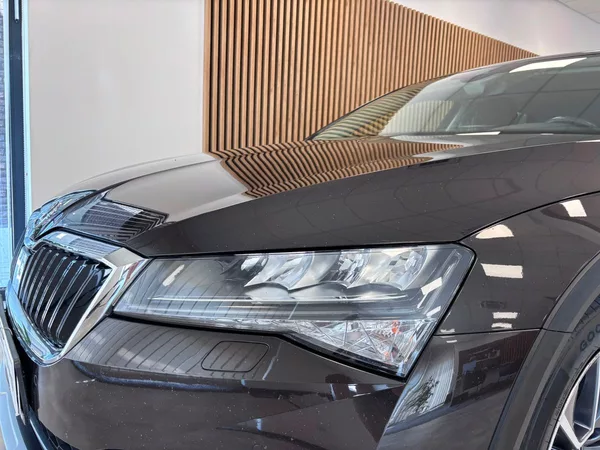 Škoda Superb Scout 4X4 2.0 TDI 147kw - foto 4
