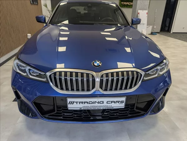 BMW Řada 3 320 i xDrive - foto 2