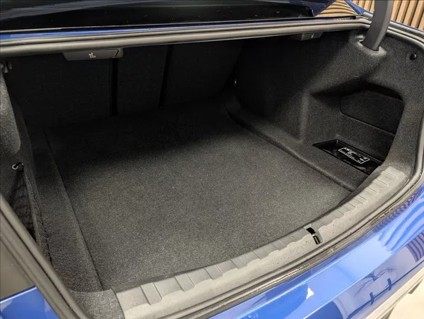 BMW Řada 3 320 i xDrive - foto 27