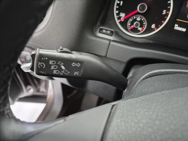 Volkswagen Tiguan TDI 4 MOTION R-Line - foto 14
