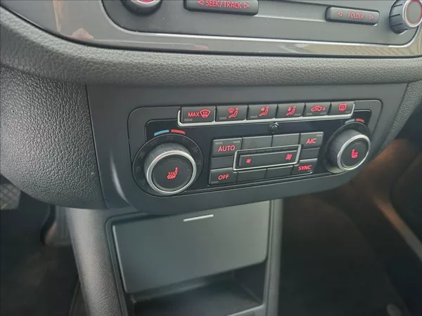 Volkswagen Tiguan TDI 4 MOTION R-Line - foto 17
