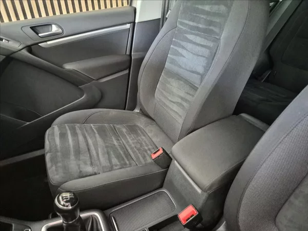 Volkswagen Tiguan TDI 4 MOTION R-Line - foto 20