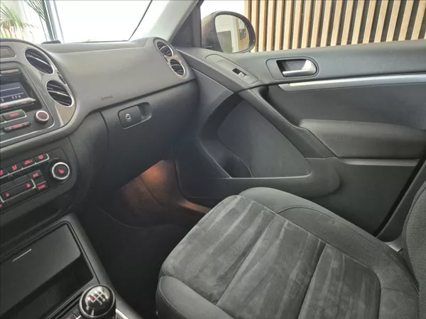 Volkswagen Tiguan TDI 4 MOTION R-Line - foto 21