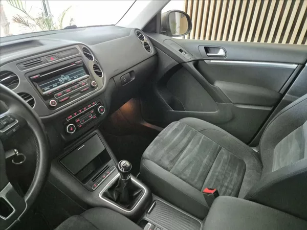 Volkswagen Tiguan TDI 4 MOTION R-Line - foto 22