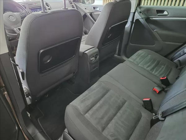 Volkswagen Tiguan TDI 4 MOTION R-Line - foto 24