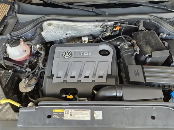 Volkswagen Tiguan TDI 4 MOTION R-Line - foto 31