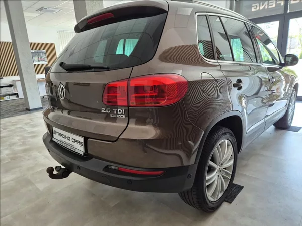 Volkswagen Tiguan TDI 4 MOTION R-Line - foto 6