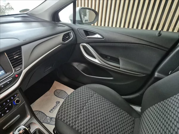 Opel Astra CDTi 81kW Excite ST - foto 20