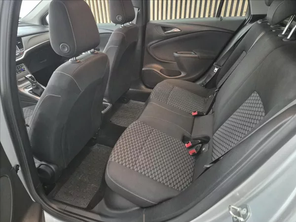 Opel Astra CDTi 81kW Excite ST - foto 22