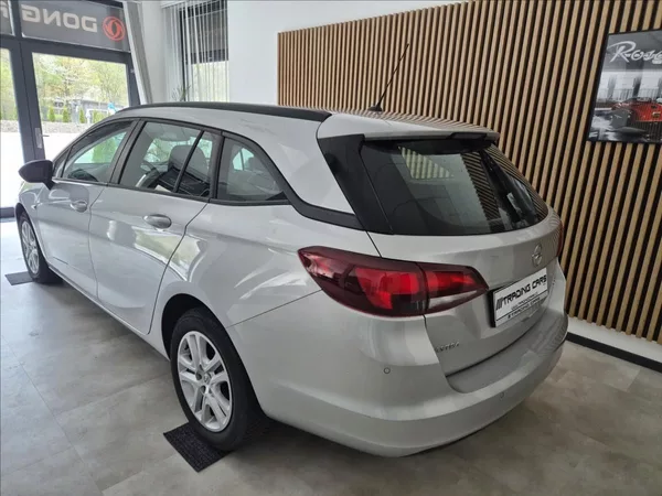 Opel Astra CDTi 81kW Excite ST - foto 4