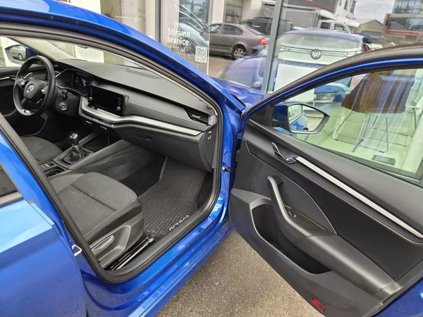 Škoda Octavia 1.5 TSI Ambiente - foto 27