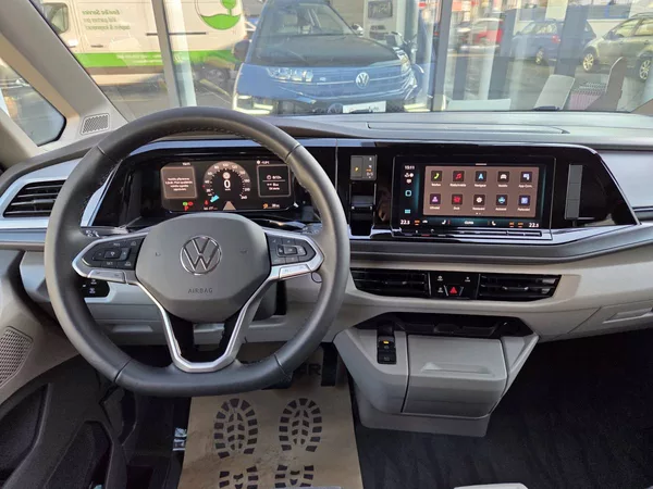 Volkswagen Multivan 2.0 TDI DSG BULLI - foto 14