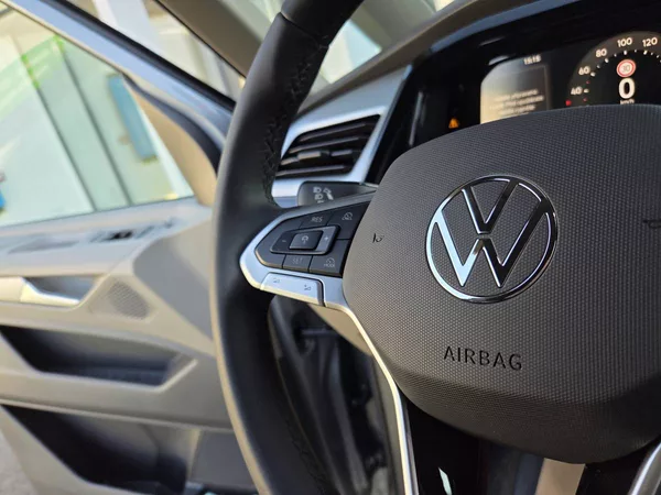 Volkswagen Multivan 2.0 TDI DSG BULLI - foto 25