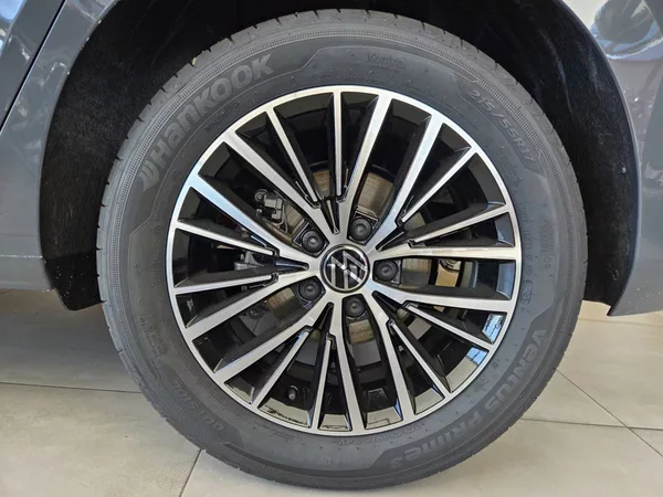 Volkswagen Touran 1.5 TSI DSG 7míst PEOPLE - foto 33