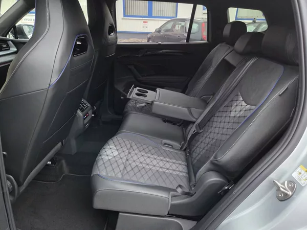 Volkswagen Tayron R-line 2.0 TDI 142 kW 4M DSG 7 - foto 46