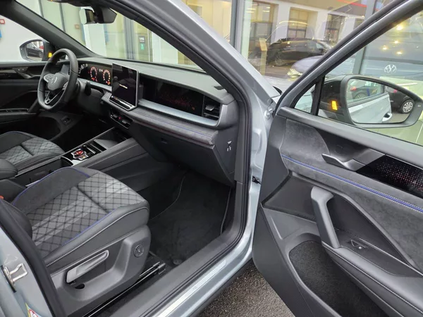 Volkswagen Tayron R-line 2.0 TDI 142 kW 4M DSG 7 - foto 58