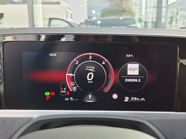 Volkswagen Passat Variant R-Line 2.0 TDI BlackStyle - foto 25
