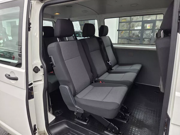Volkswagen Transporter 2.0 TDI 9 míst - foto 18