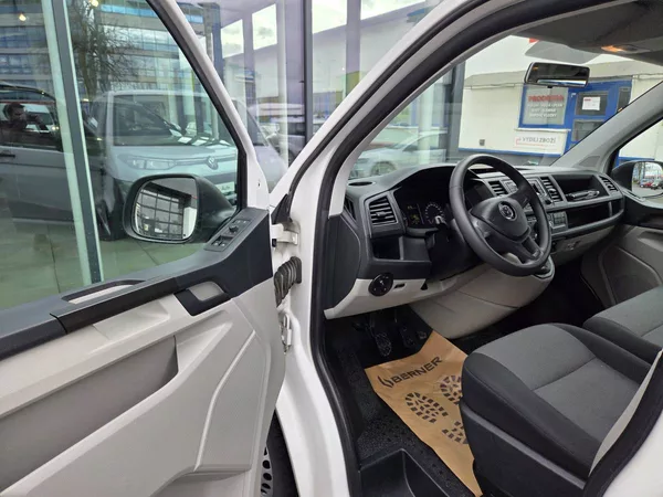 Volkswagen Transporter 2.0 TDI 9 míst - foto 5