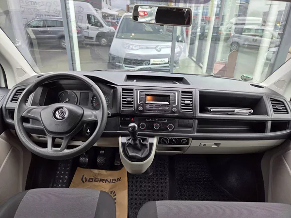 Volkswagen Transporter 2.0 TDI 9 míst - foto 9