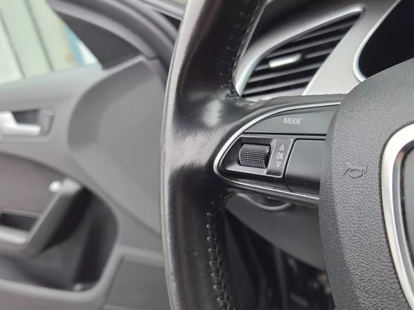 Audi A4 Avant 2.0 TDI DSG - foto 11