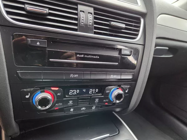 Audi A4 Avant 2.0 TDI DSG - foto 17