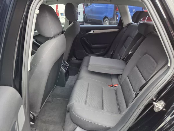 Audi A4 Avant 2.0 TDI DSG - foto 21