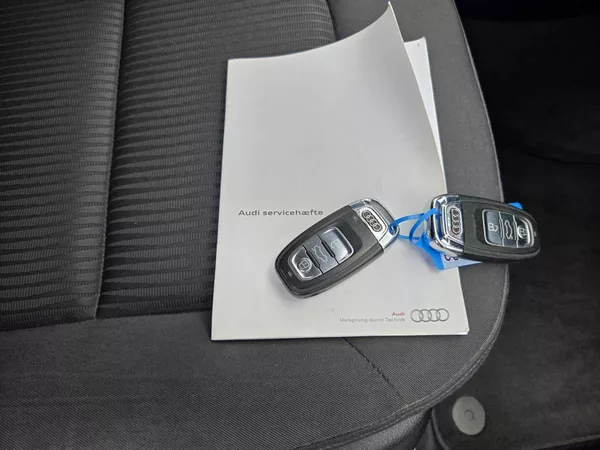Audi A4 Avant 2.0 TDI DSG - foto 30