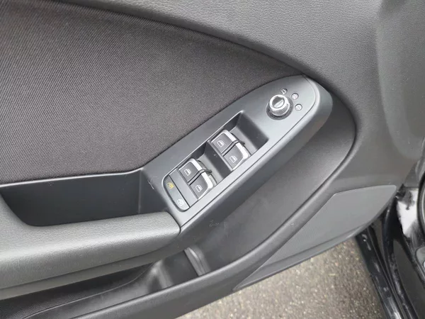 Audi A4 Avant 2.0 TDI DSG - foto 6