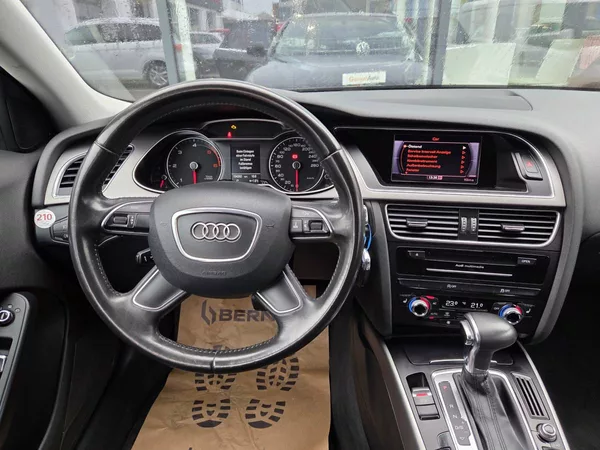 Audi A4 Avant 2.0 TDI DSG - foto 9