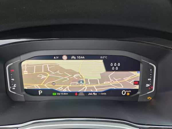 Volkswagen Touran 1.5 TSI DSG 7míst - foto 20