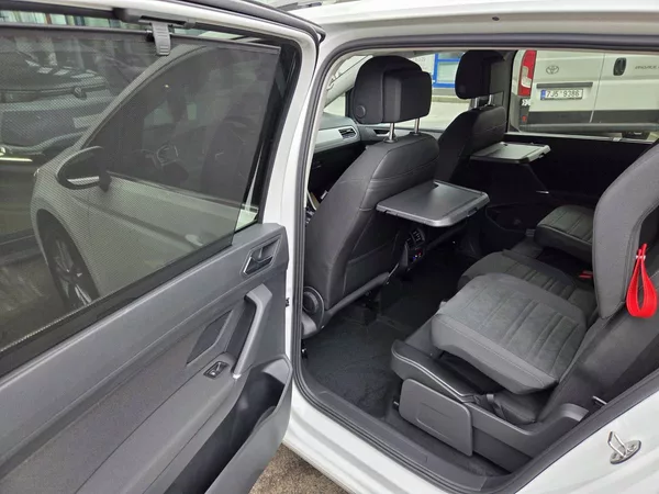 Volkswagen Touran 1.5 TSI DSG 7míst - foto 31