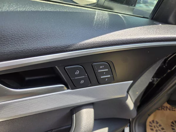 Audi A4 Avant 2.0 TDI DSG - foto 27