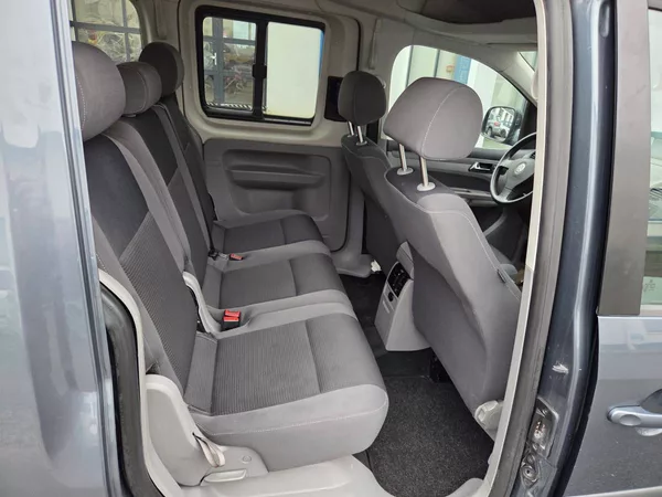 Volkswagen Caddy 1.9 TDI 4x4 - foto 22