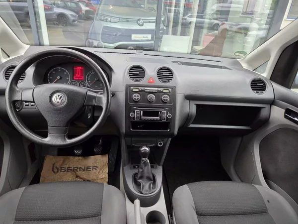 Volkswagen Caddy 1.9 TDI 4x4 - foto 7