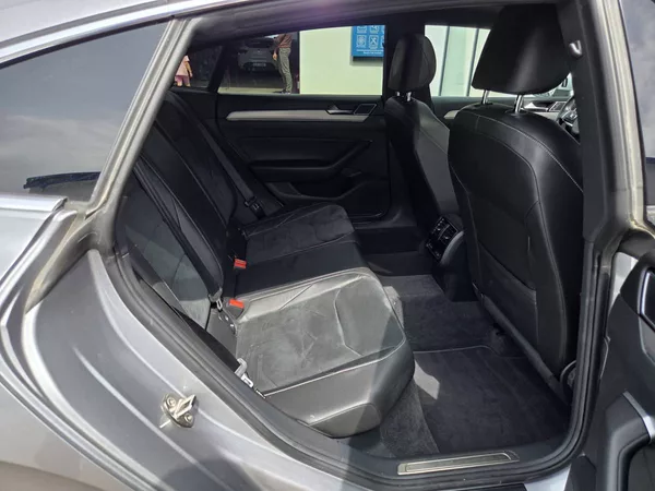 Volkswagen Arteon 2.0 BiTDI DSG 4M 176kW R-Line - foto 66