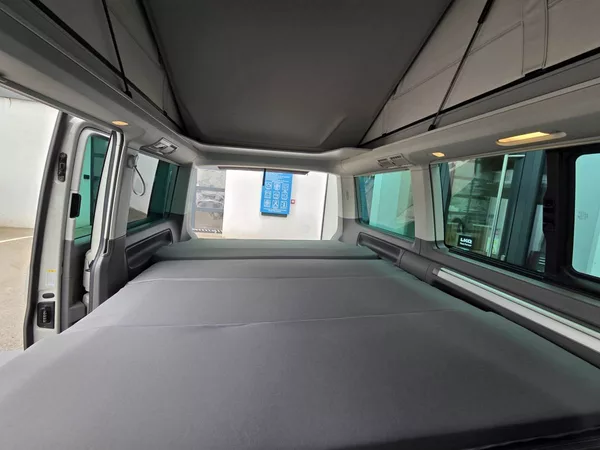 Volkswagen California 2.0 TDI DSG 4M Beach 7míst - foto 30