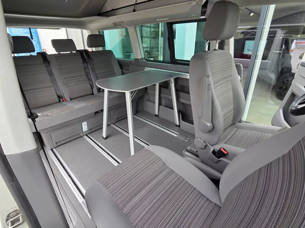 Volkswagen California 2.0 TDI DSG 4M Beach 7míst - foto 32