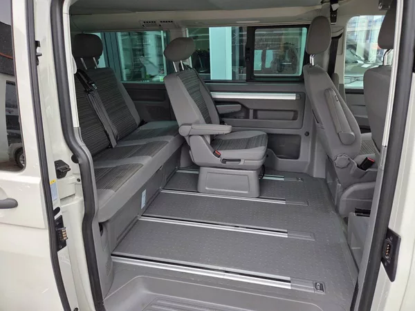 Volkswagen California 2.0 TDI DSG 4M Beach 7míst - foto 7