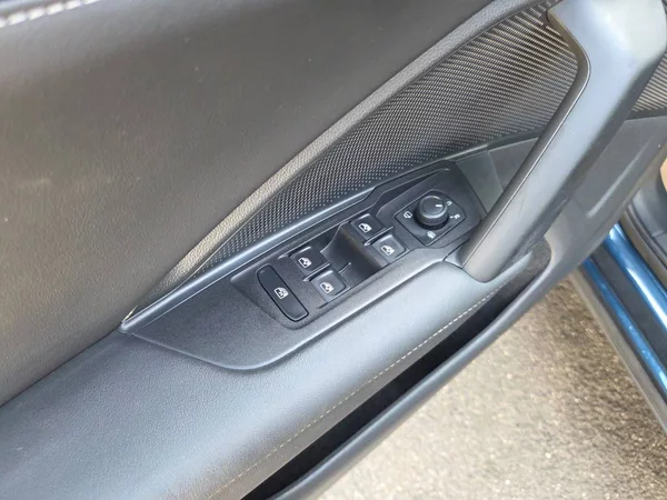 Volkswagen Tiguan 1.5 eTSI DSG 110kW - foto 11