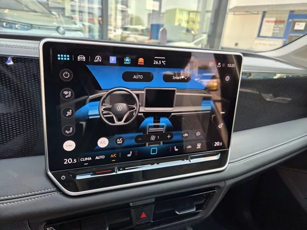 Volkswagen Tiguan 1.5 eTSI DSG 110kW - foto 26