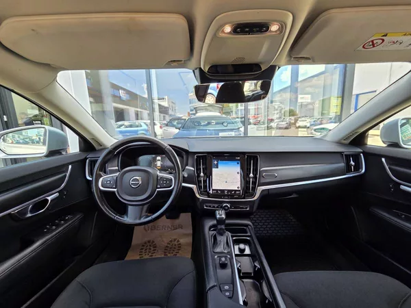 Volvo V90 D4 2.0 140kW - foto 11