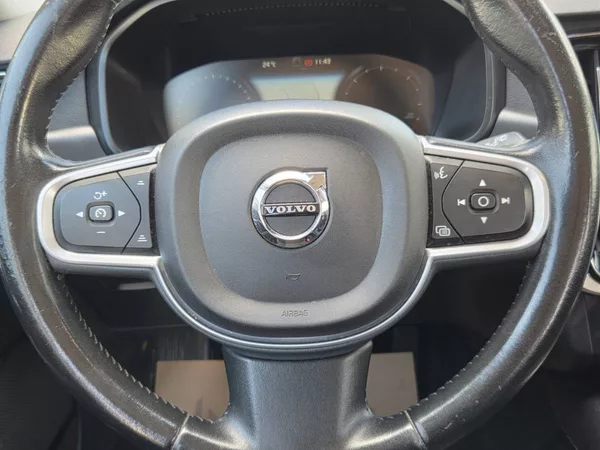 Volvo V90 D4 2.0 140kW - foto 16