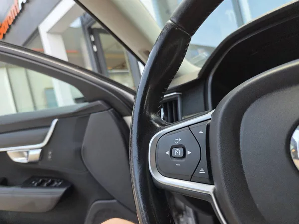 Volvo V90 D4 2.0 140kW - foto 17