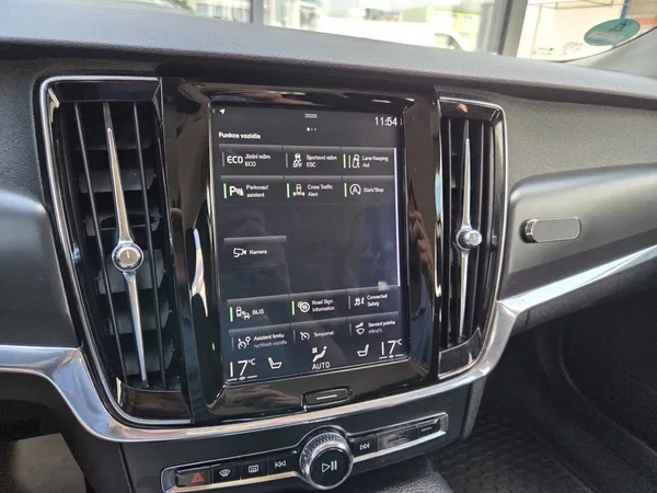 Volvo V90 D4 2.0 140kW - foto 27