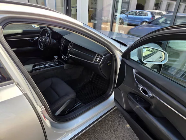 Volvo V90 D4 2.0 140kW - foto 40