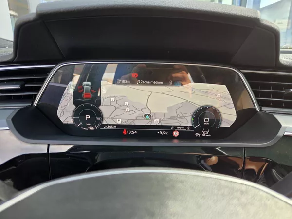 Audi e-tron Quattro 300kW Advanced - foto 22