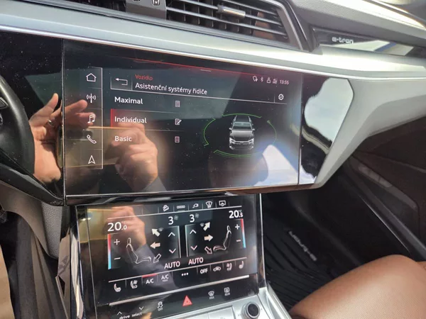 Audi e-tron Quattro 300kW Advanced - foto 27