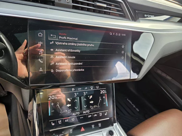 Audi e-tron Quattro 300kW Advanced - foto 29
